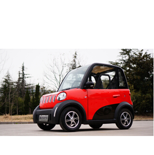 两座微型电动车